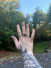 Load image into Gallery viewer, Checkered Heart Ring
