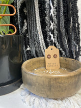 Load image into Gallery viewer, Cactus Flower Genuine Leather Earrings
