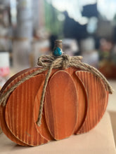 Load image into Gallery viewer, Kingman Turquoise Ring
